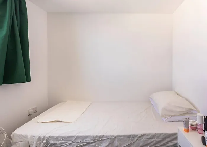 Mel 4 Seaview 2bed Ph In Ghadira By Homely *